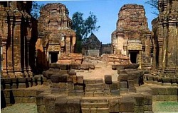 ปราสาทบ้านบุ